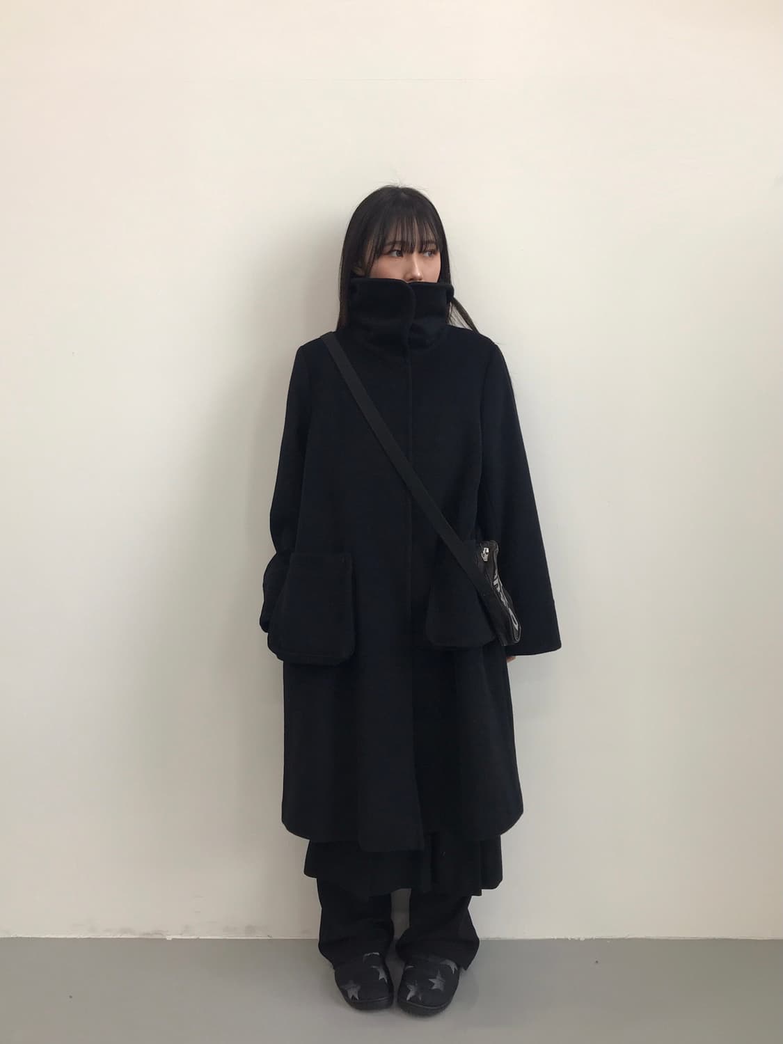 Angora Blend Black High-Neck Long Coat 상품이미지3