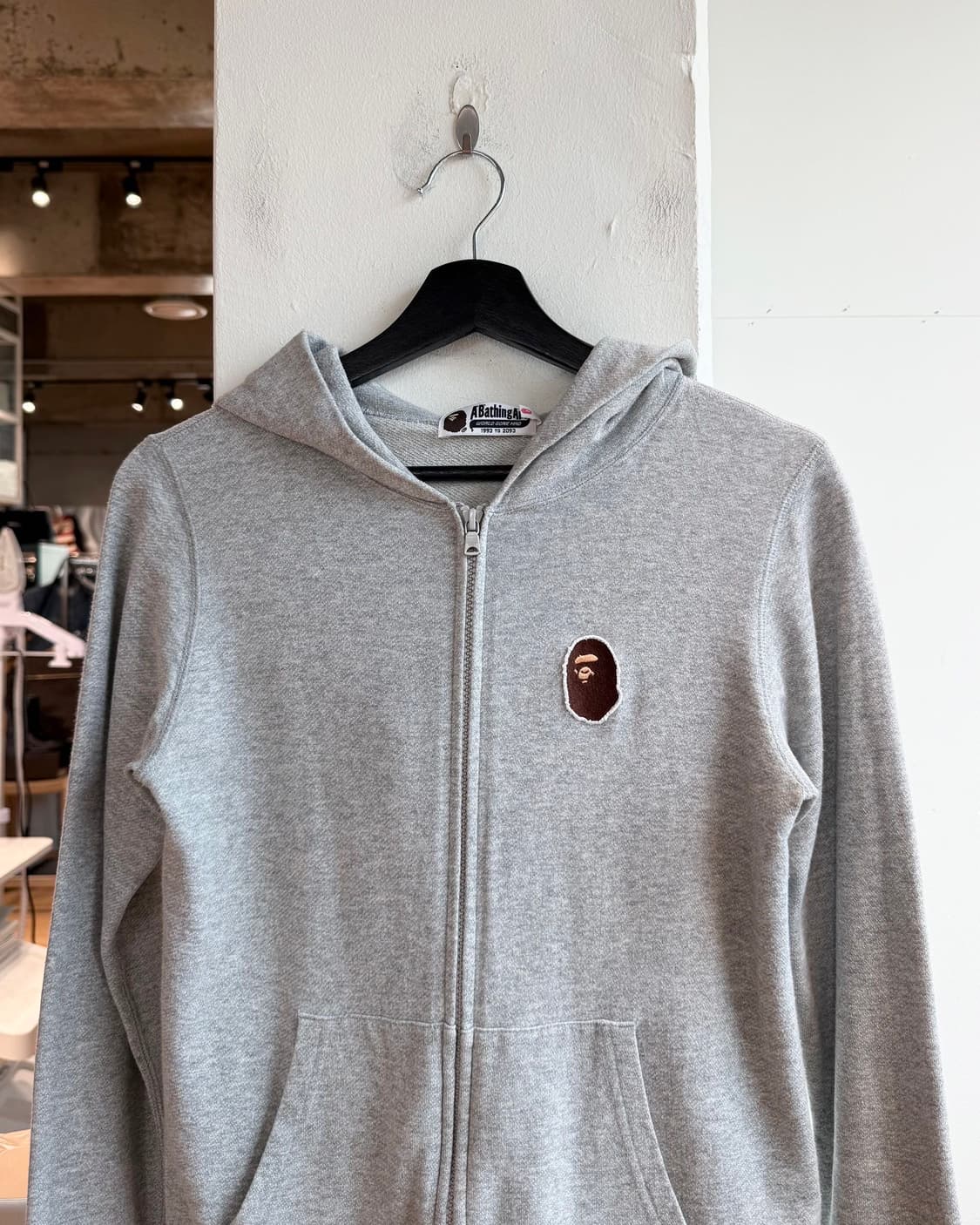 베이프 그레이 원 포인트 풀 후드집업  상품이미지3