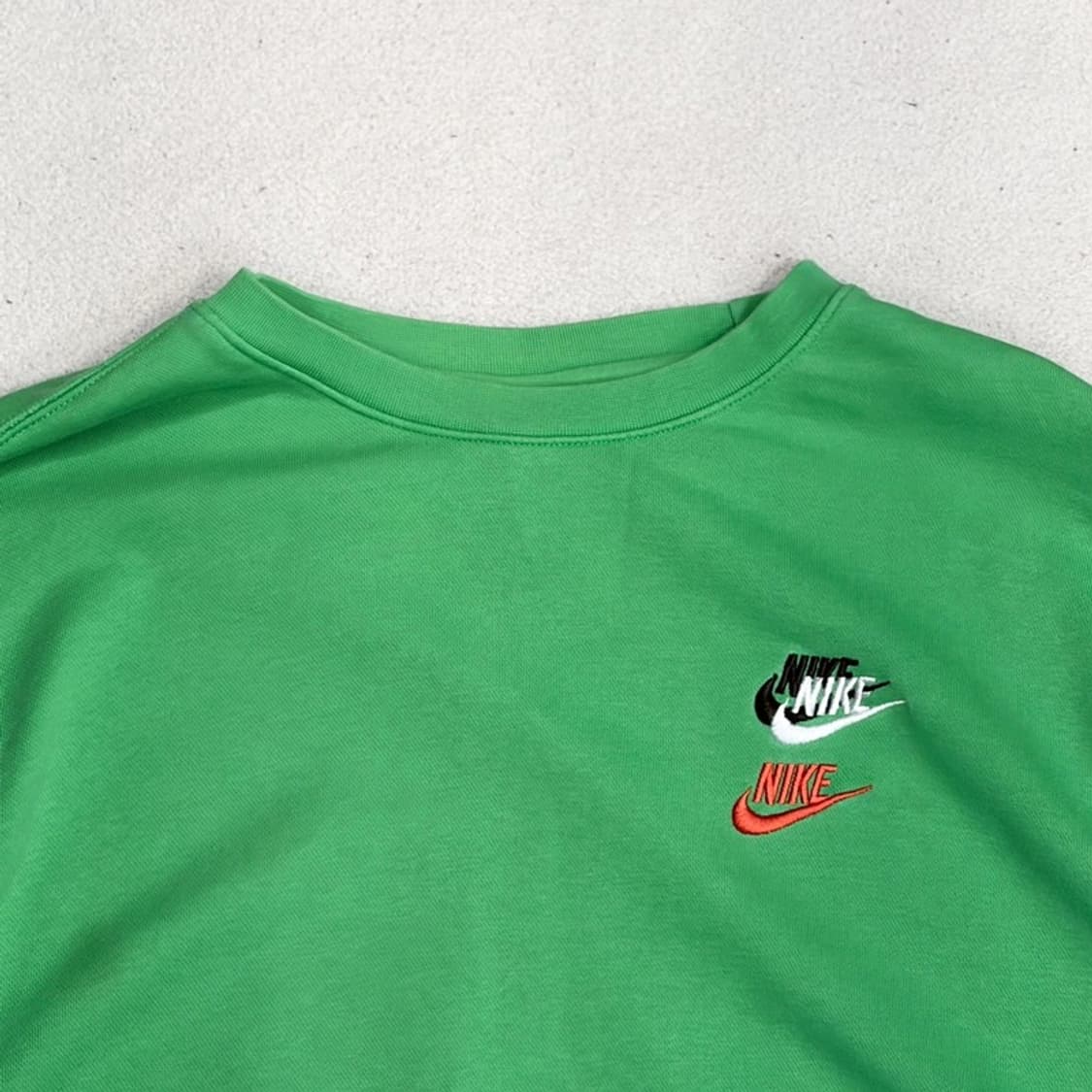 NIKE NSW 에센셜 멀티 스우시 스웨트셔츠 XL 상품이미지2