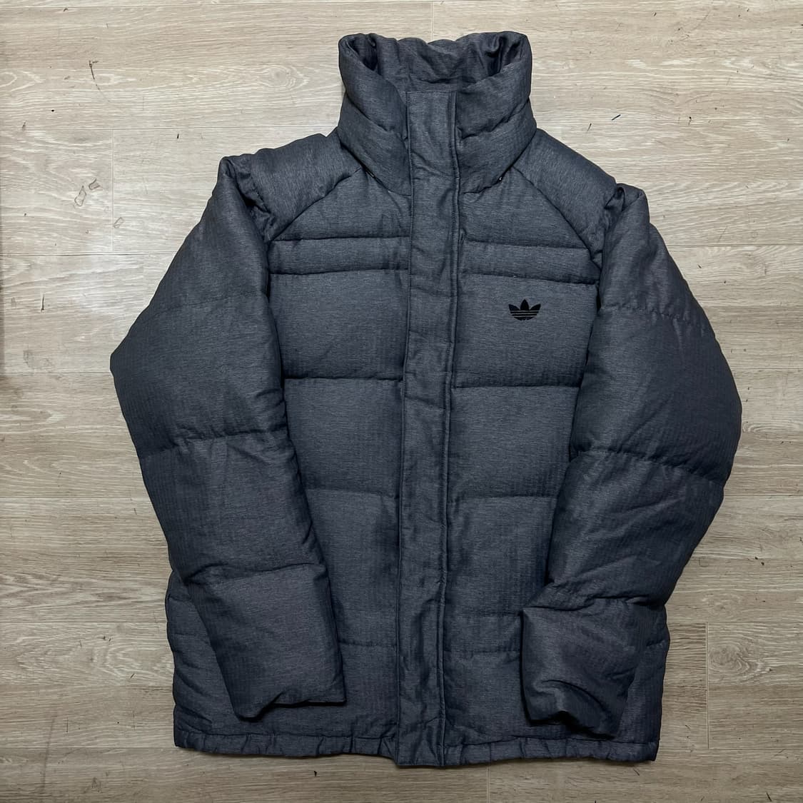 아디다스 파이어버드 덕다운 푸퍼 패딩 상품이미지1