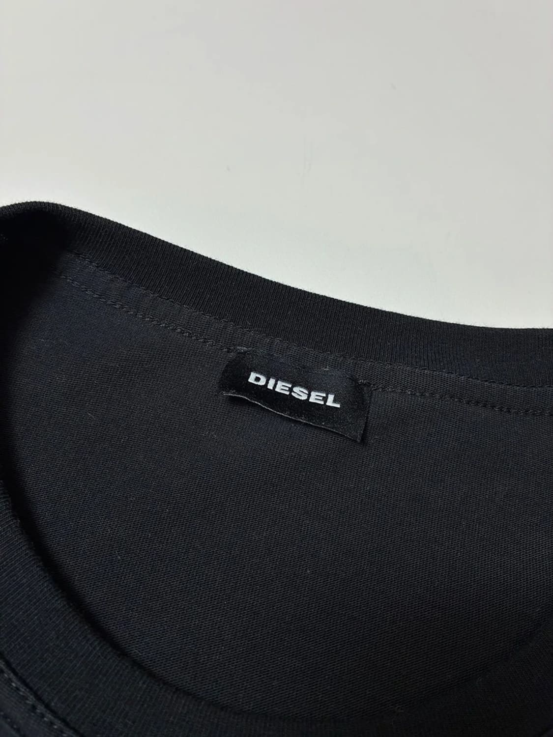 디젤 00's 컷소스 크루넥 블랙 반팔 티셔츠 PN9097 상품이미지7