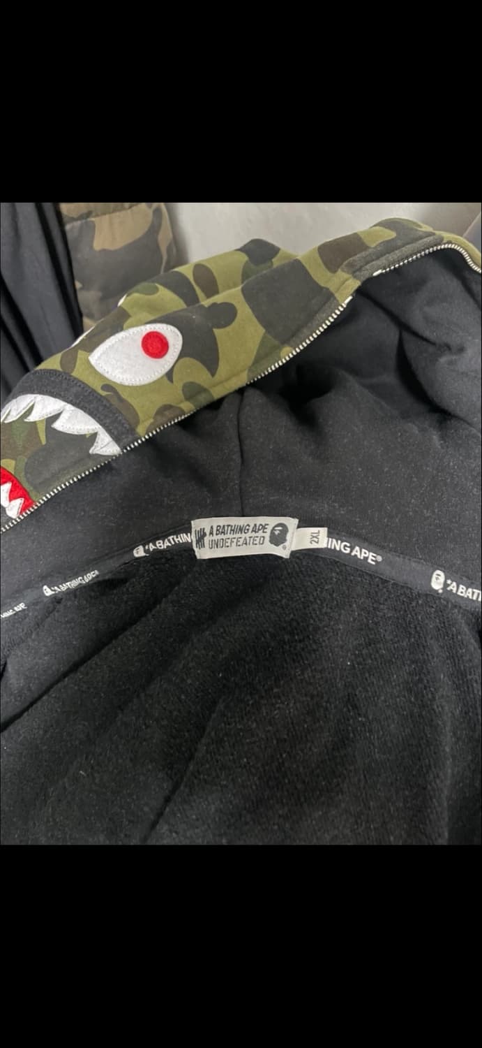 한국유일매물 희귀)베이프X언리밋 콜라보 더블샤크 후드집업 상품이미지4