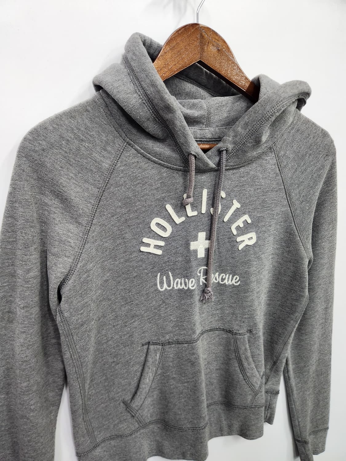 Hollister 그래이 로고 후드 상품이미지5