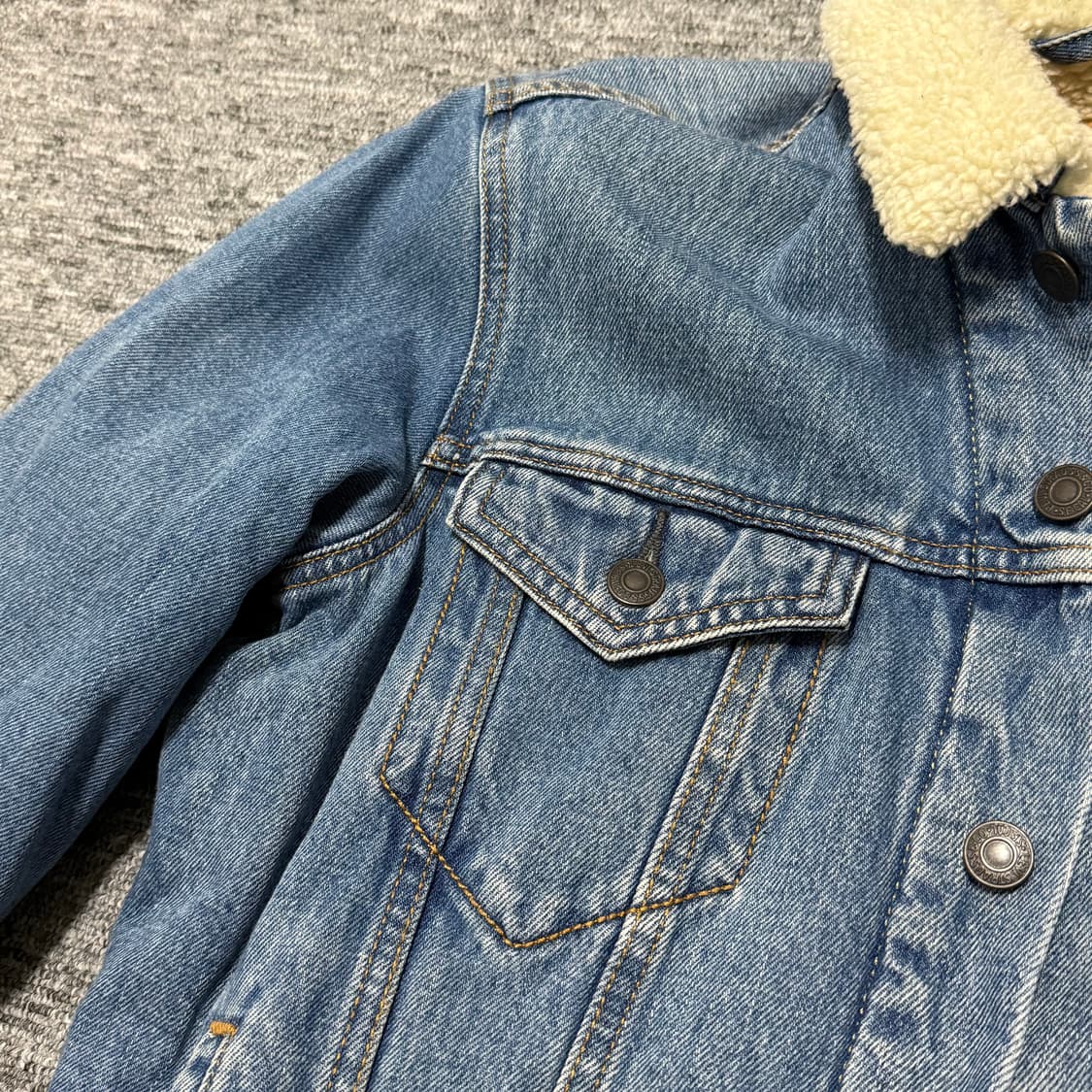 리바이스 양털 트러커 자켓 상품이미지2