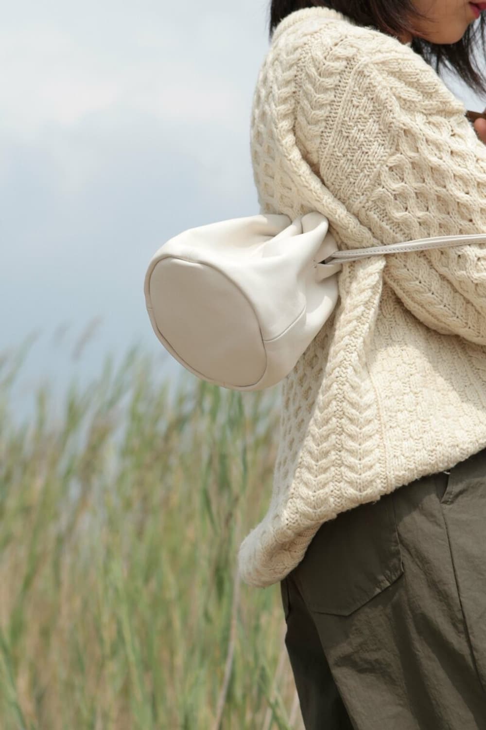 유르트 램스킨 보울백 / 아이보리 S 상품이미지5