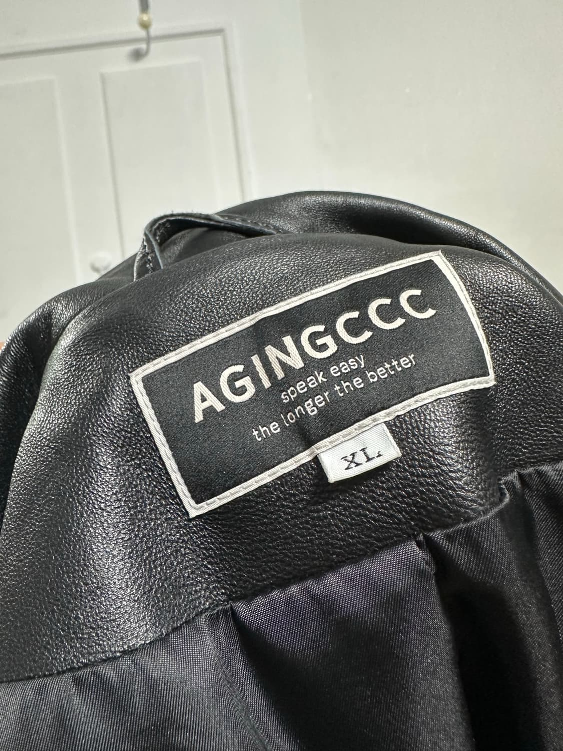 에이징씨씨씨 램스킨 라이더자켓 상품이미지3