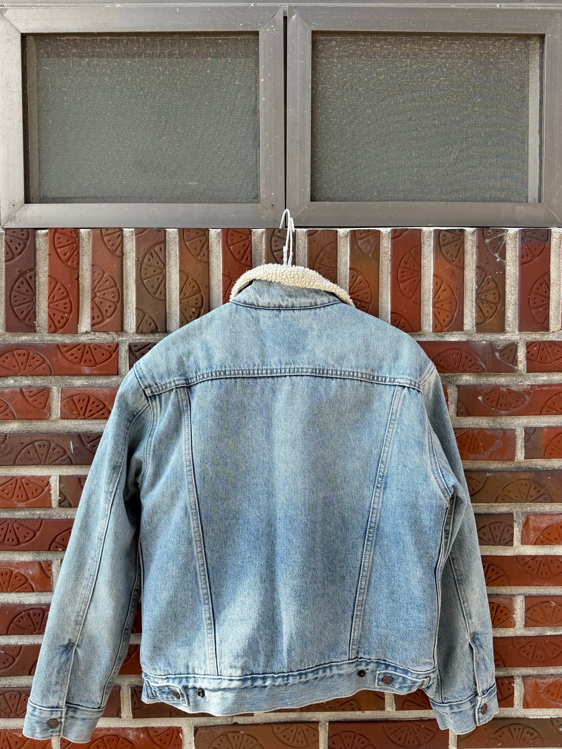 Levi’s Premium Sherpa Lined Trucker 상품이미지2