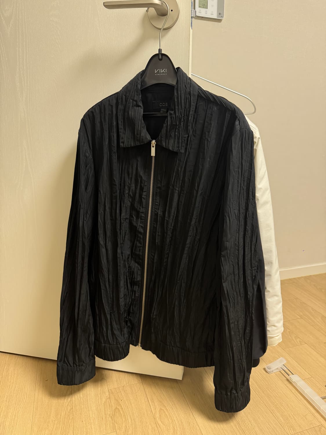 Cos 플리츠 블루종 자켓 상품이미지1