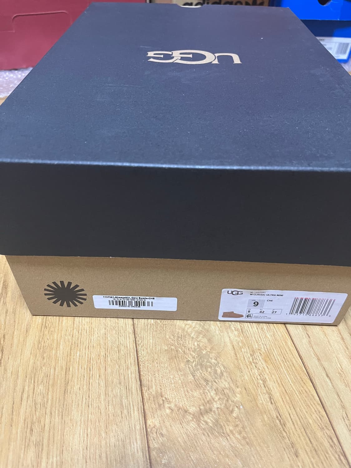 [새상품]UGG 어그 클래식 울트라 미니 부츠 US9 270mm 상품이미지1