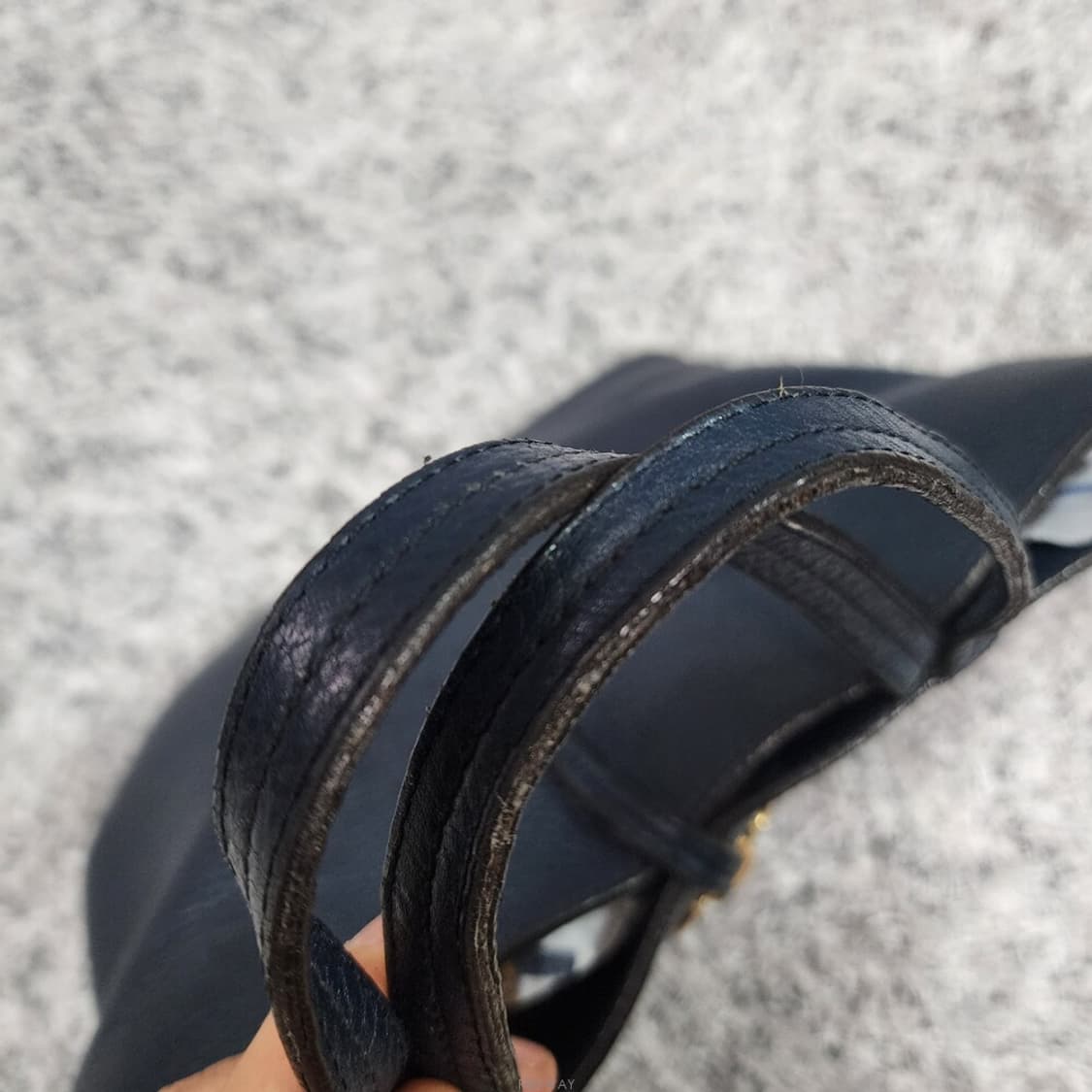 페라가모 간치니 쇼퍼백 스몰 상품이미지5