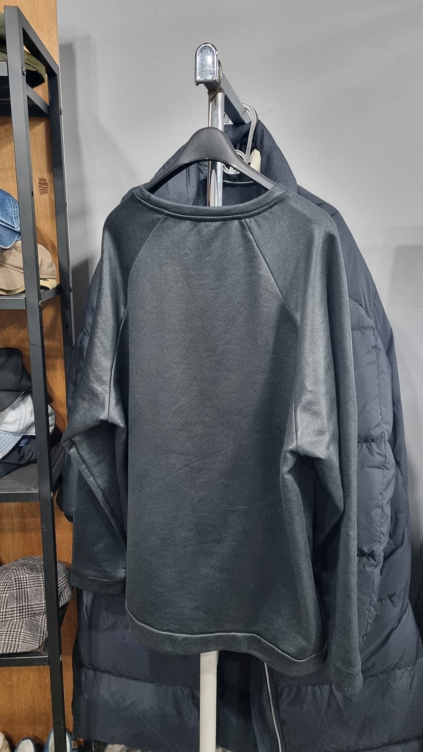 코스(cos) 코팅(광택) 긴팔티 스웻셔츠 맨투맨 100~105 상품이미지3