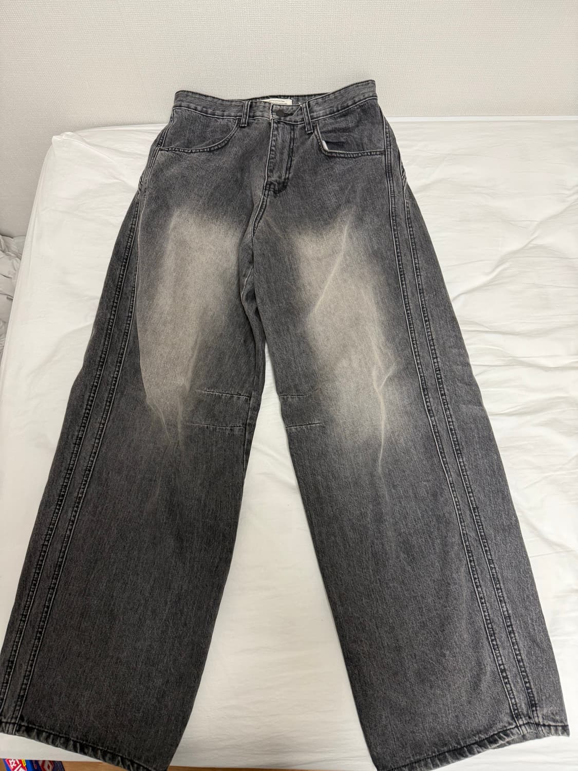 다이브인 와이드 커브드 데님 팬츠 블랙 1사이즈 상품이미지1