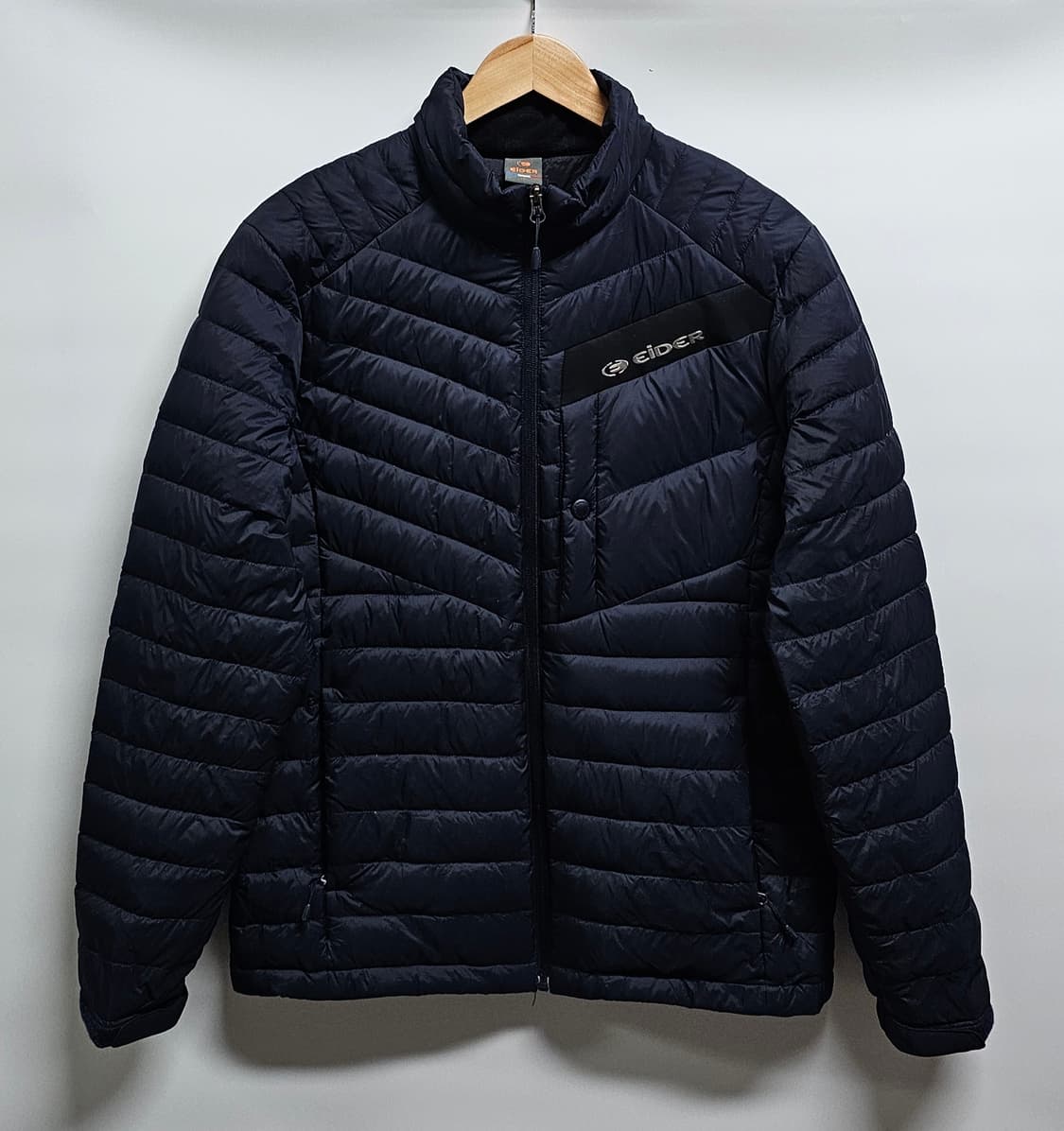 아이더 구스다운 경량패딩 M 상품이미지1