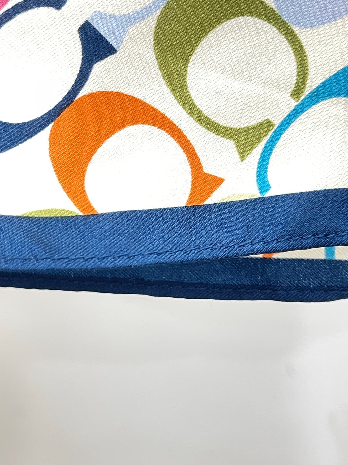 코치 실크 사각 스카프 상품이미지5