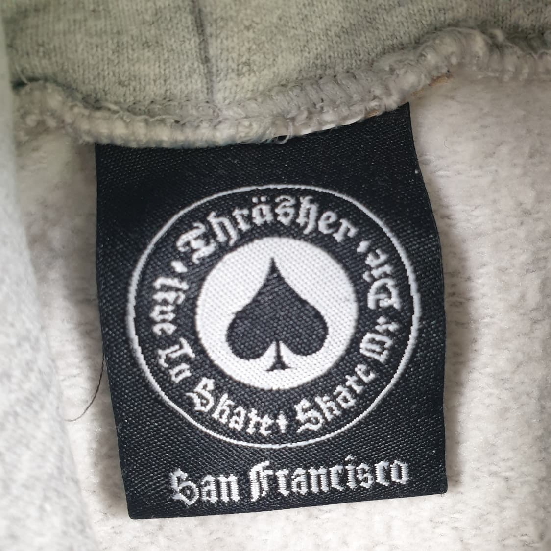 트래셔 불꽃 로고 후드티 상품이미지2