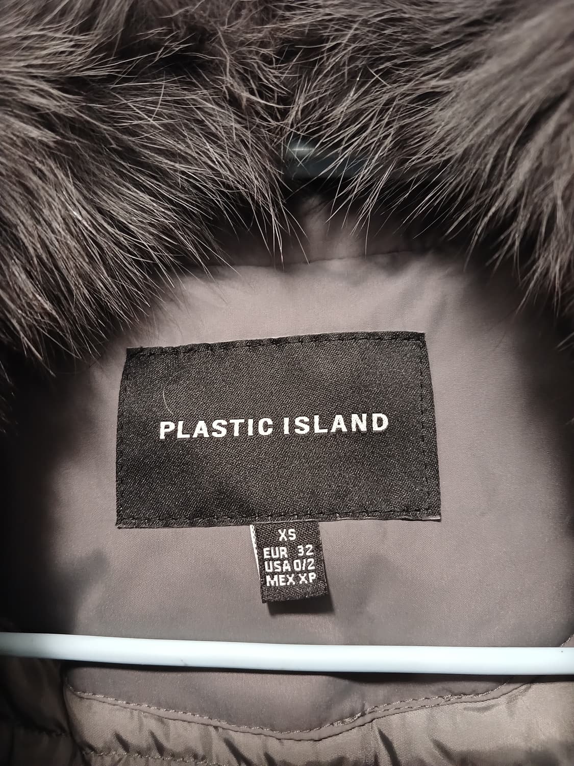 플라스틱아일랜드 정품 여성 폭스퍼 패딩 XS 사이즈 상품이미지2