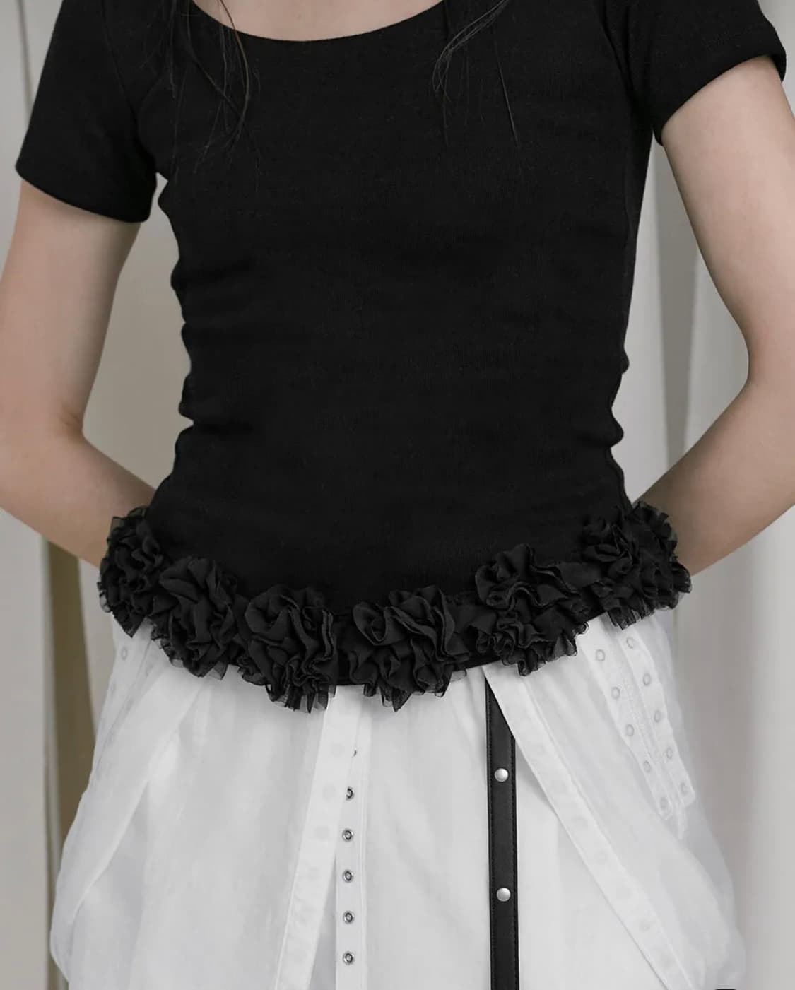 로우타이드 FLOWER HEM T-SHIRT 상품이미지2