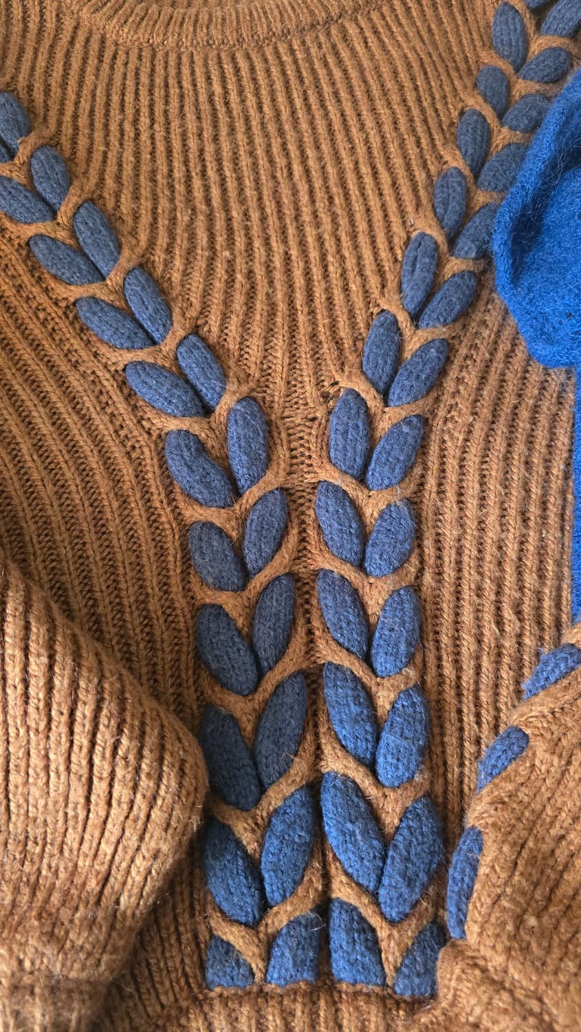 PAMEO POSE (파메오포즈) 윙 러플 니트 상품이미지4