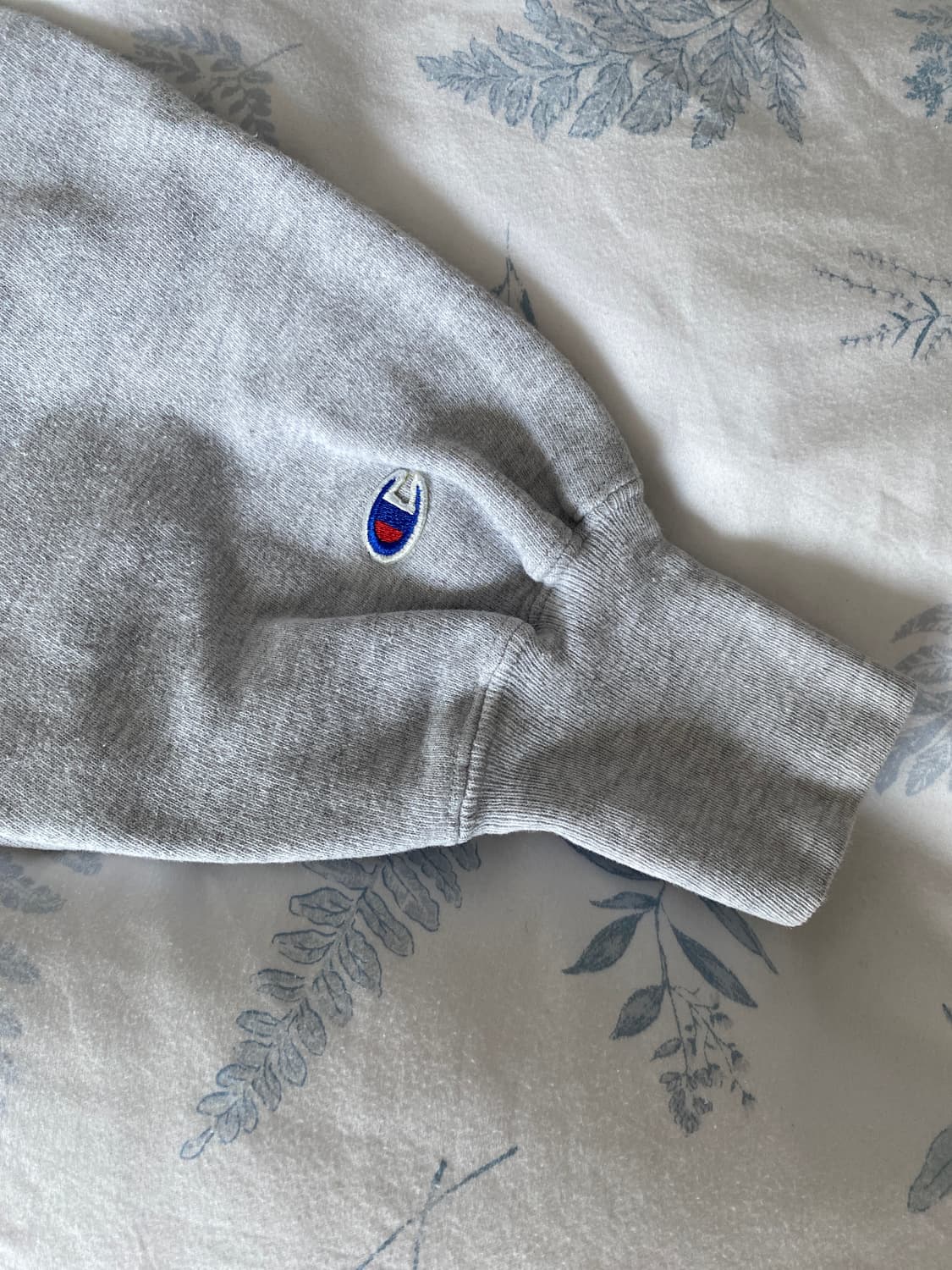 Champion 맨투맨 팝니다 상품이미지5