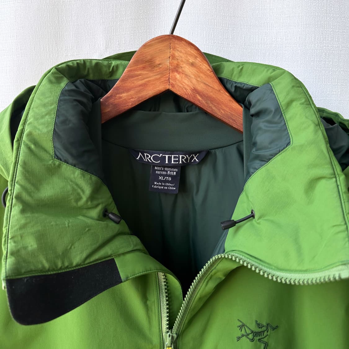 아크테릭스 피션 SV 고어텍스 패딩 자켓 옐로우 그린 XL 상품이미지4
