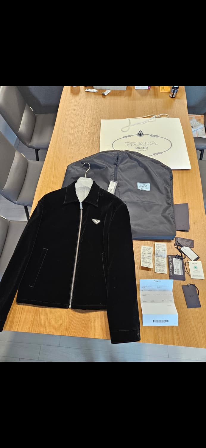 프라다 벨벳 블루종 자켓 블랙 M 상품이미지1