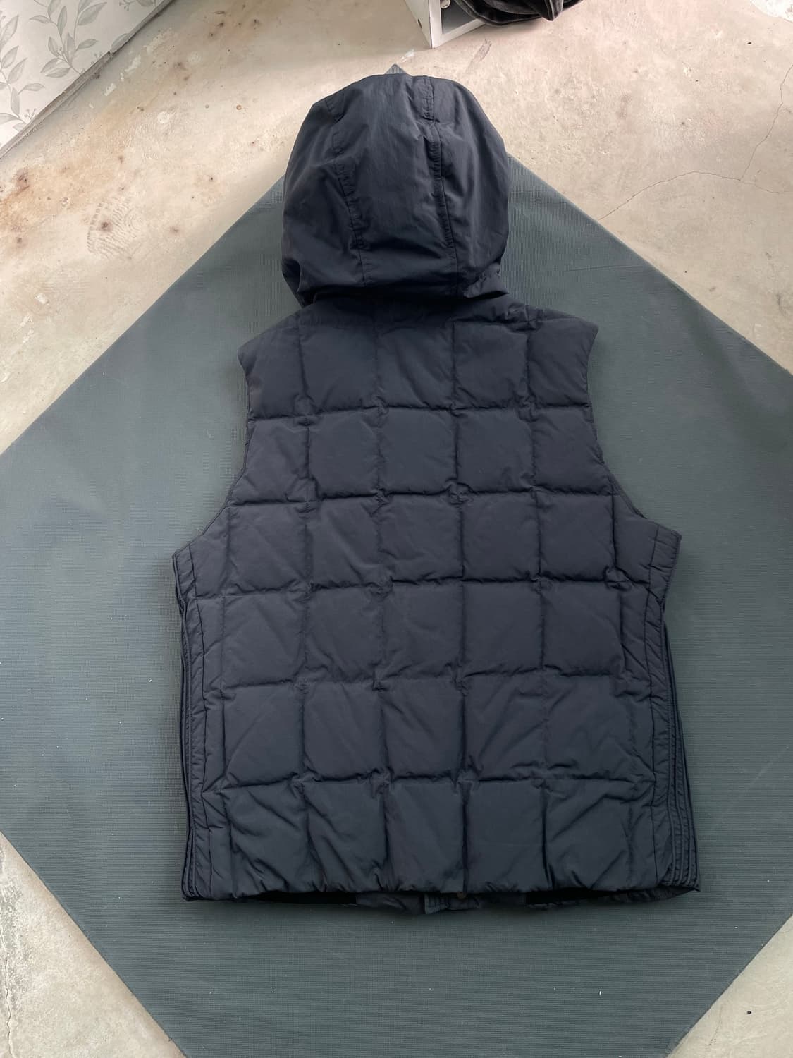 씨피컴퍼니 고글 조끼 패딩 105(100 가능) 상품이미지2