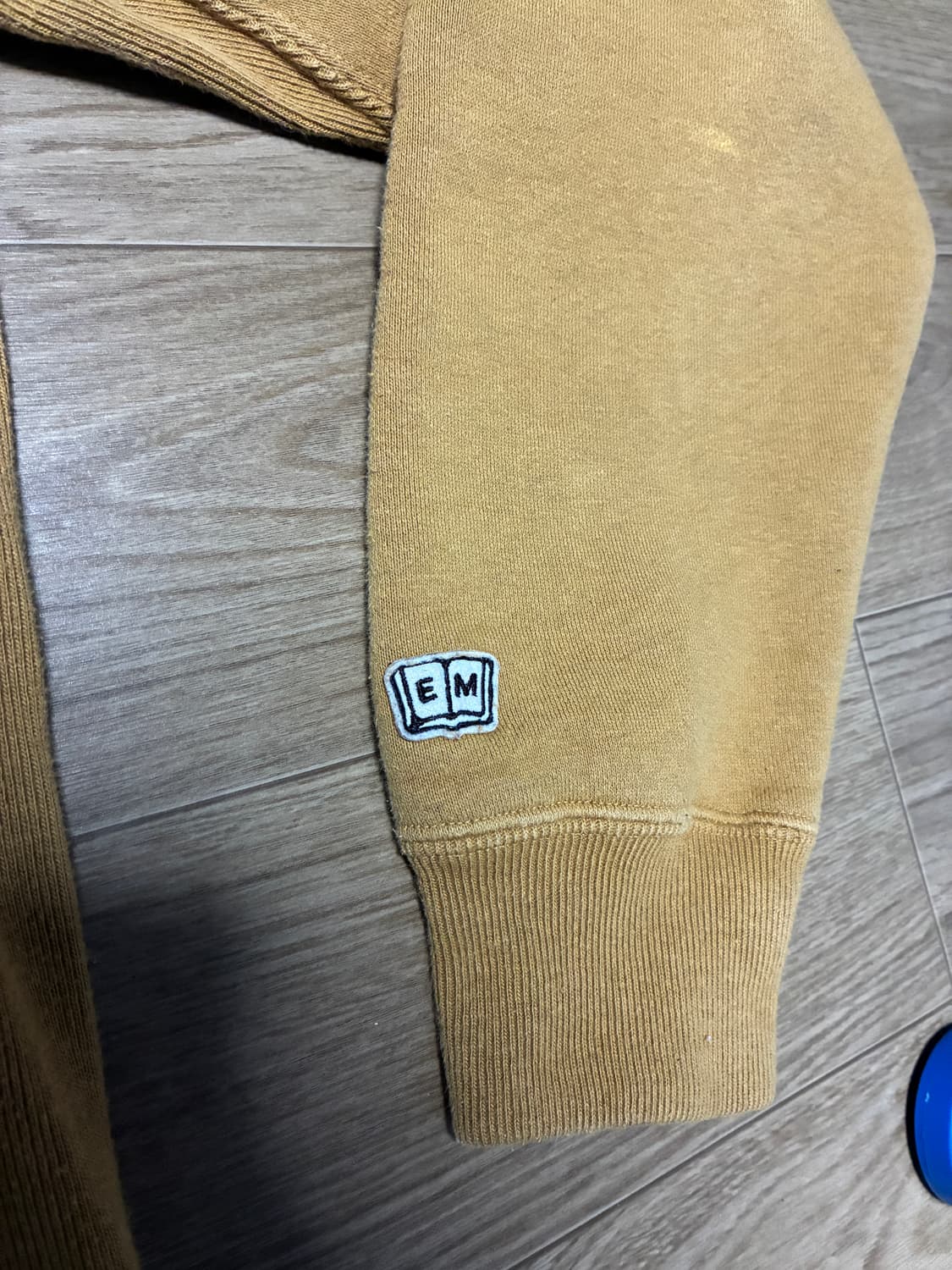 L) 엔즈앤드민즈 머스타드 브라운 리버스위브 후드티 상품이미지4