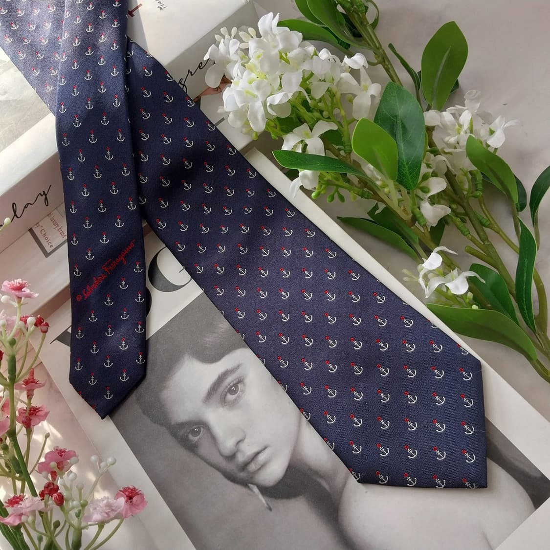 페라가모 실크 네이비 앵커 패턴 넥타이 7.3cm A+등급 K1726
 상품이미지4