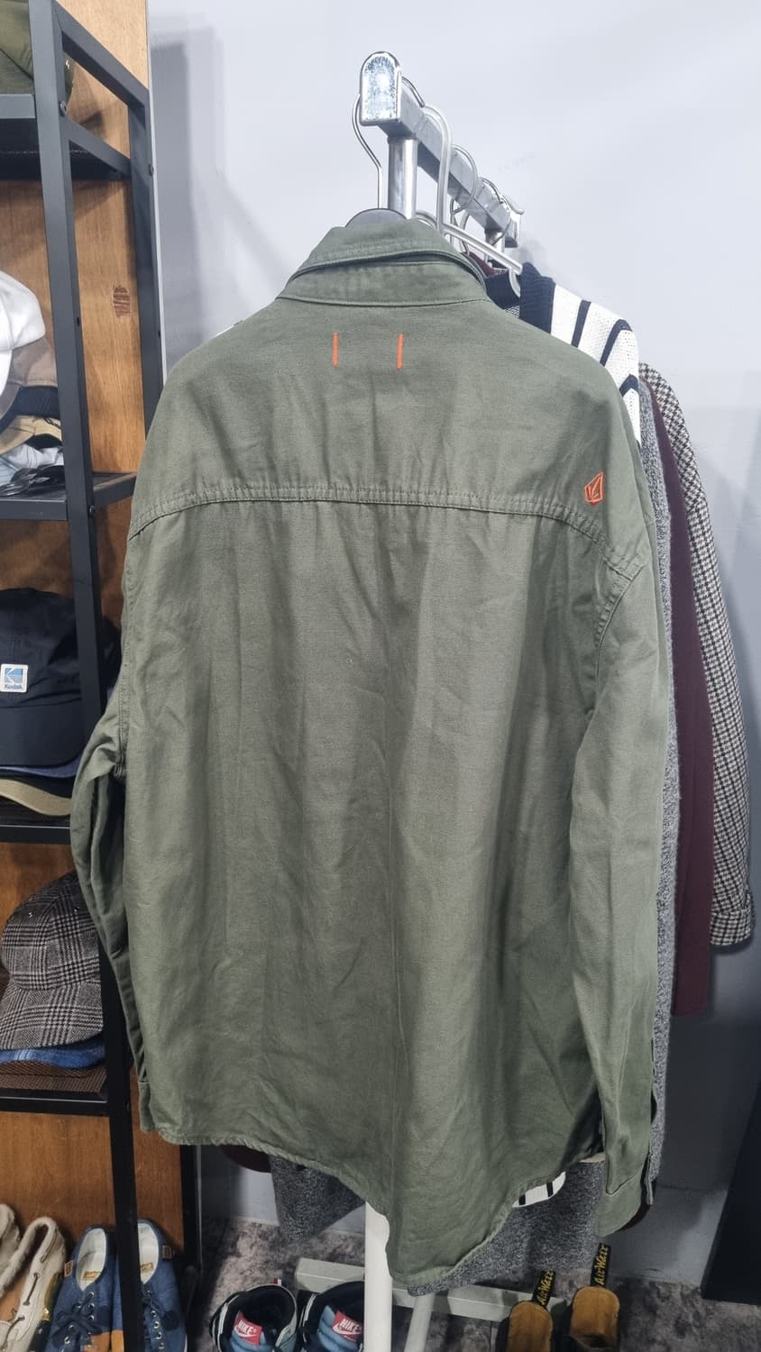 볼컴 카키색 셔켓 가슴단면60(2xL) 총장81 거의새거 상품이미지3