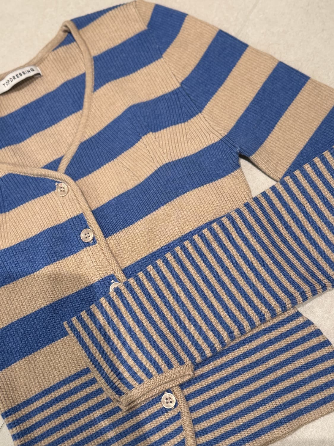 탑드레싱 에이블리 골지 단가라 니트 가디건 상품이미지3