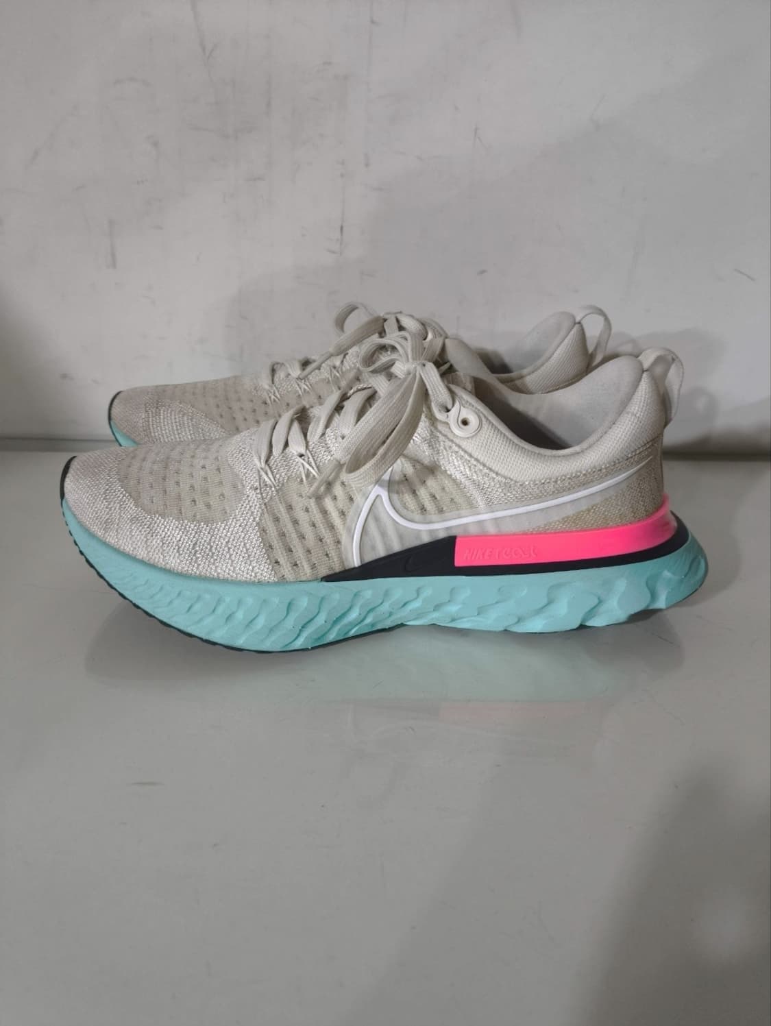 270mm 나이키 인피니티 런 플라이니트2 런닝화  상품이미지1