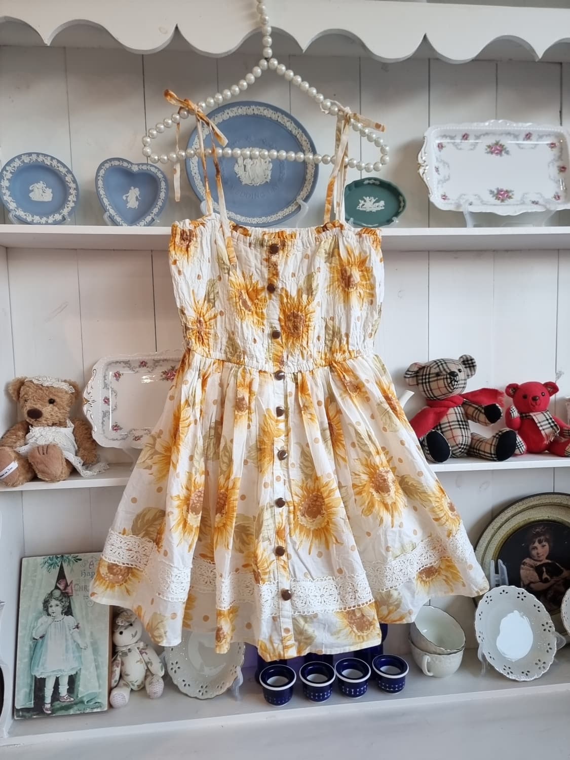 리즈리사(LIZ LISA) 해바라기 셔링 미니 원피스 상품이미지1