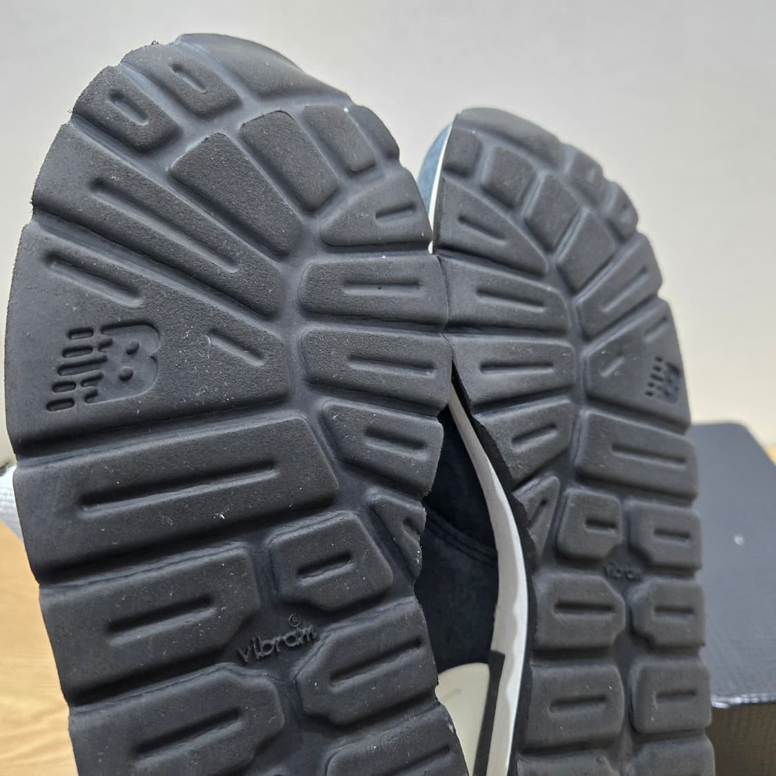 260 뉴발란스 990 v1 USA 네이비 상품이미지8