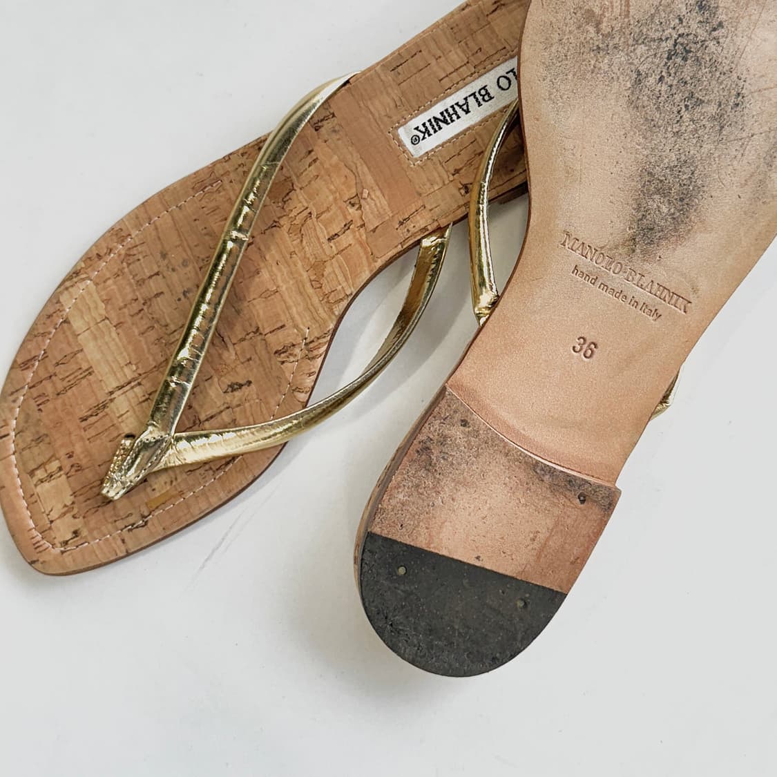 마놀로 블라닉 메탈릭 플립 플랍 상품이미지3