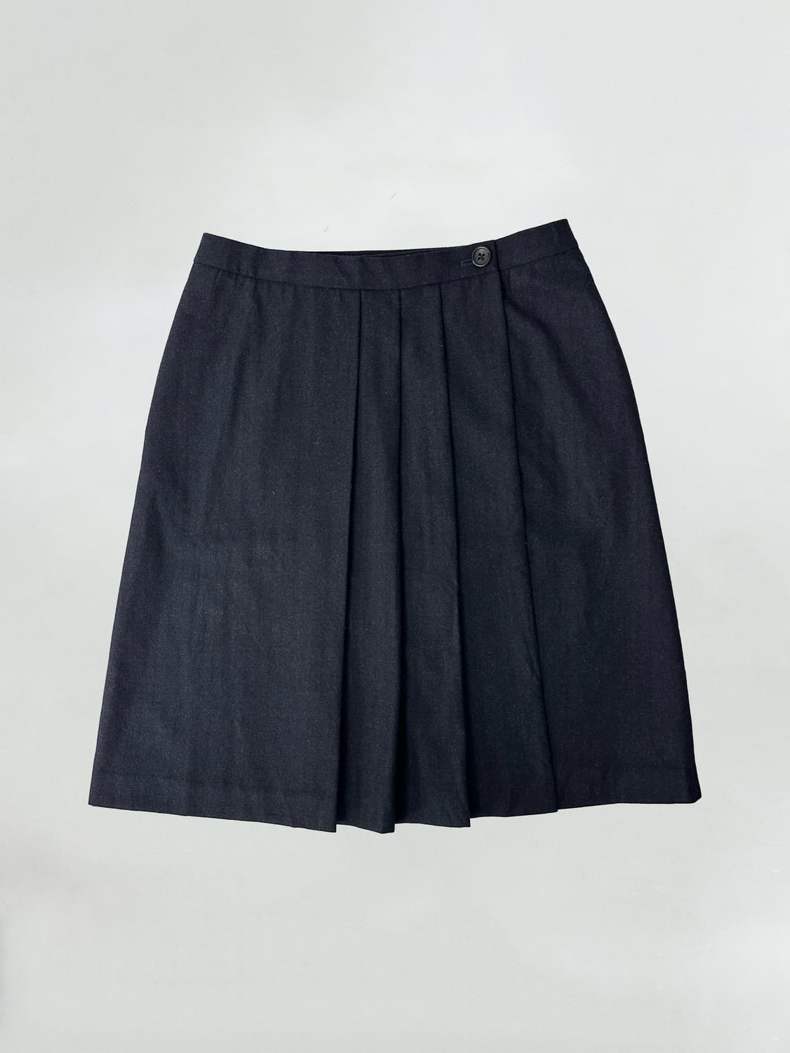 마가렛호웰 플리츠 랩 스커트 상품이미지1