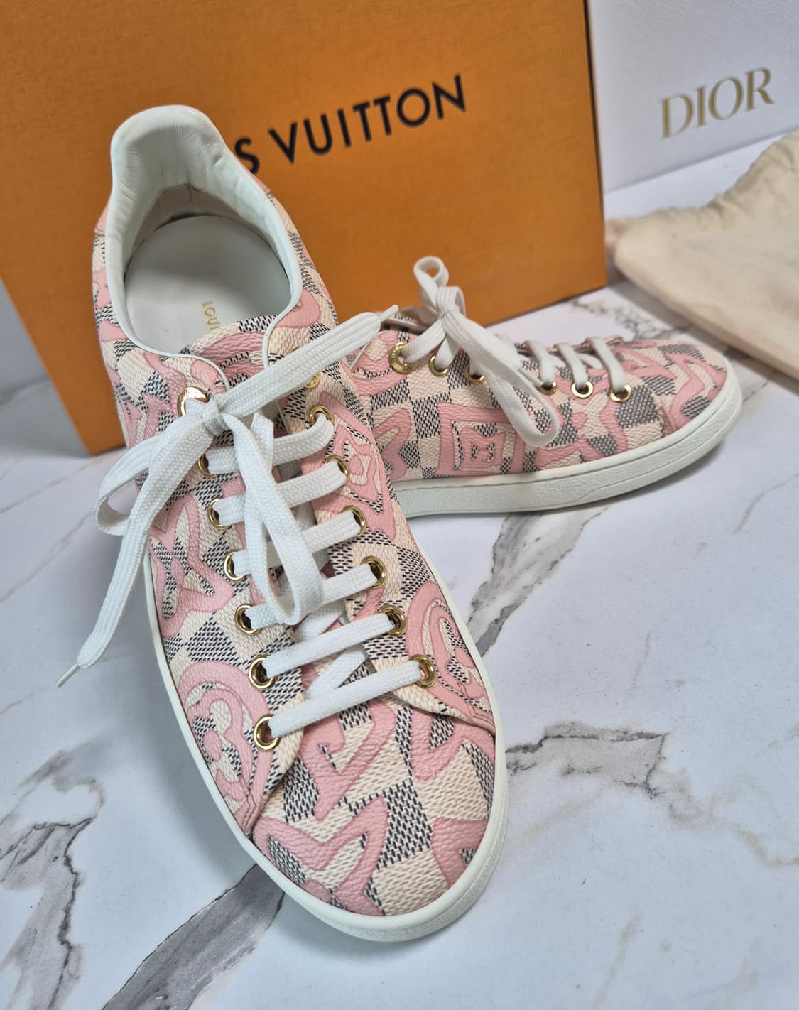 (정품) 루이비통 아주르 타히티엔느 한정판 스니커즈 37.5 상품이미지7