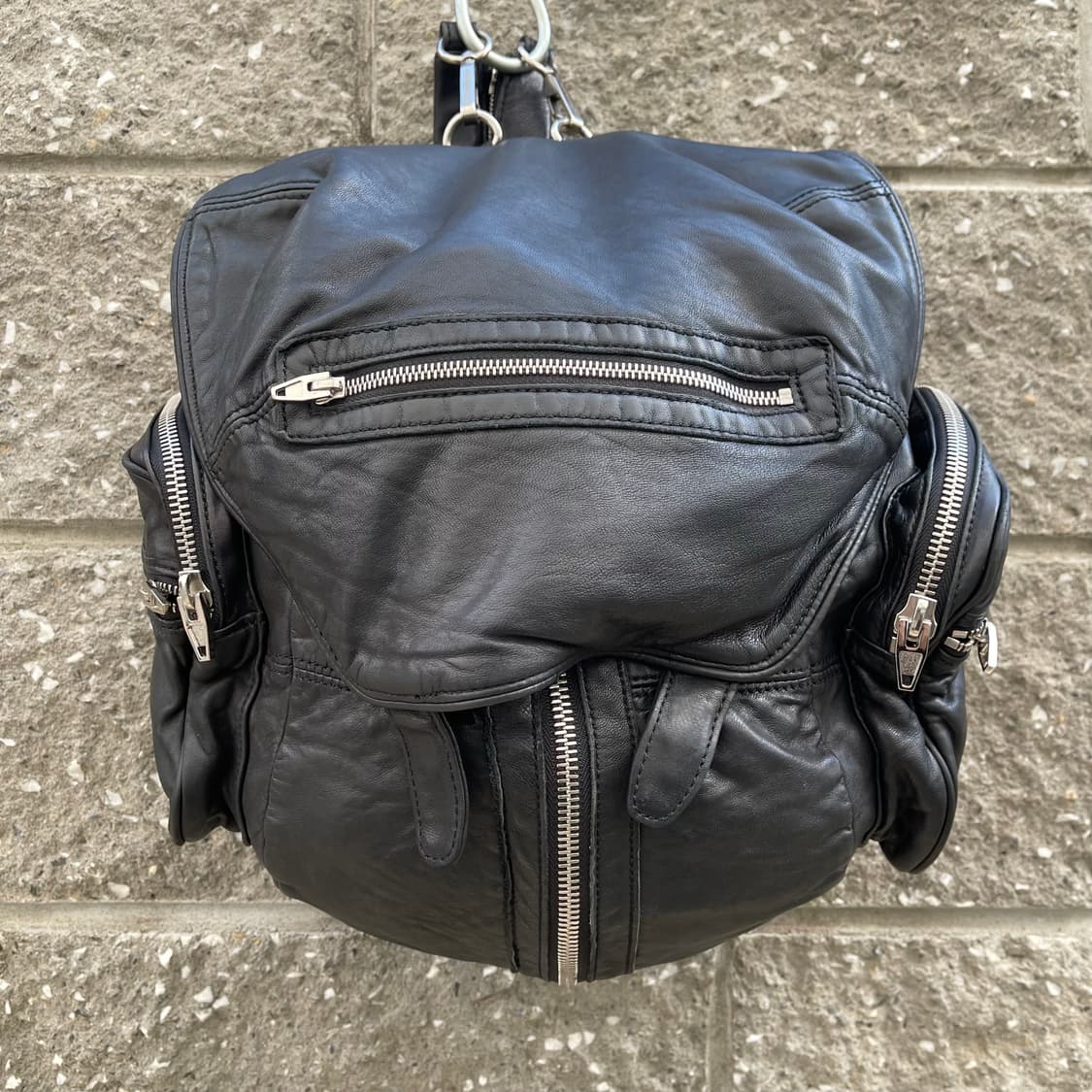 [OS] Alexander Wang 빅 블랙 레더 백팩 상품이미지1