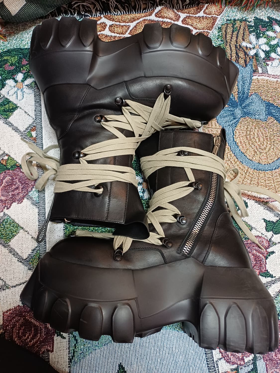 급히처분)릭오웬스 메가트랙터 부츠 39 상품이미지9