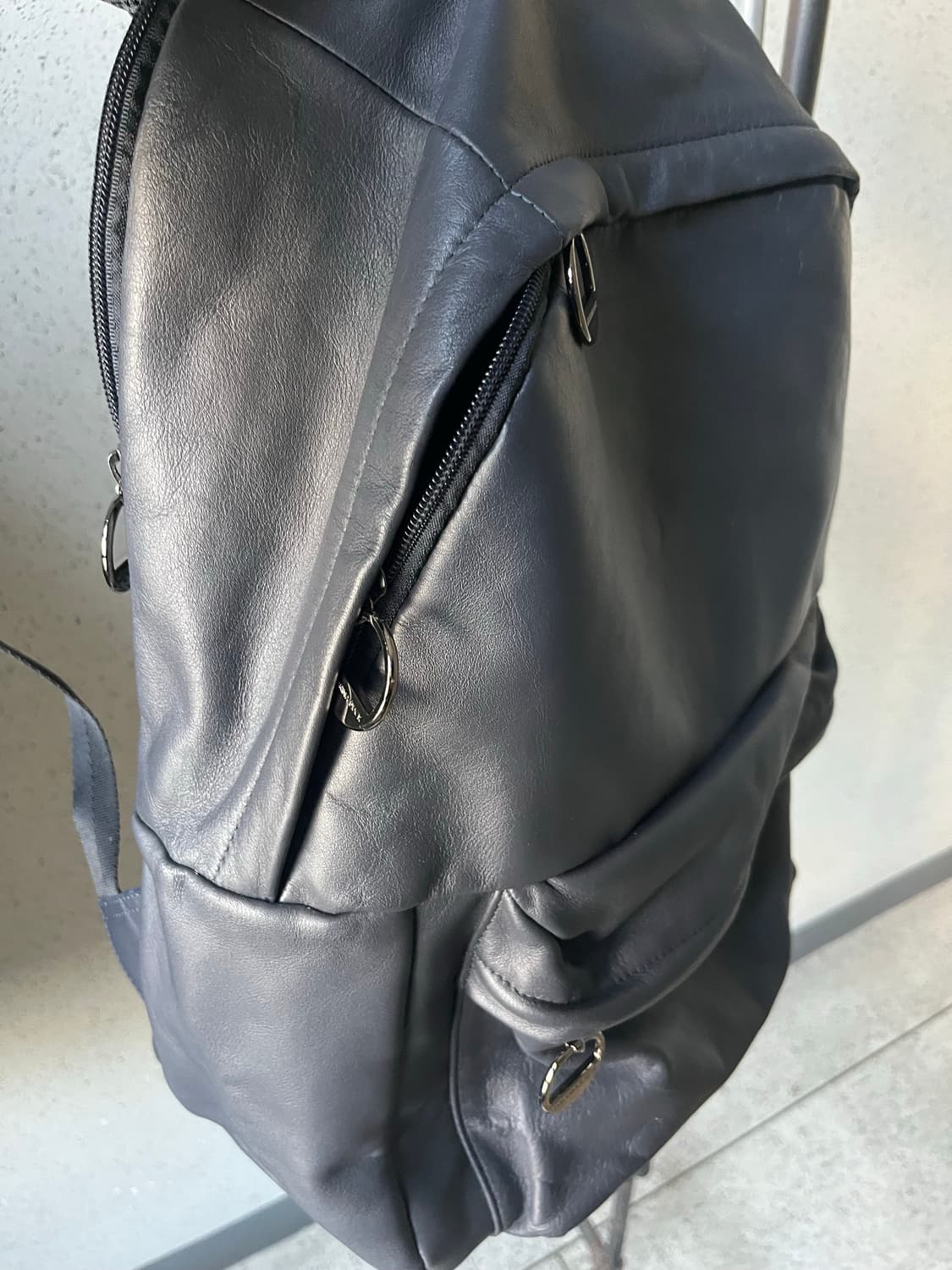 만다리나덕 듀플렉스 송아지 가즉 백팩 상품이미지4