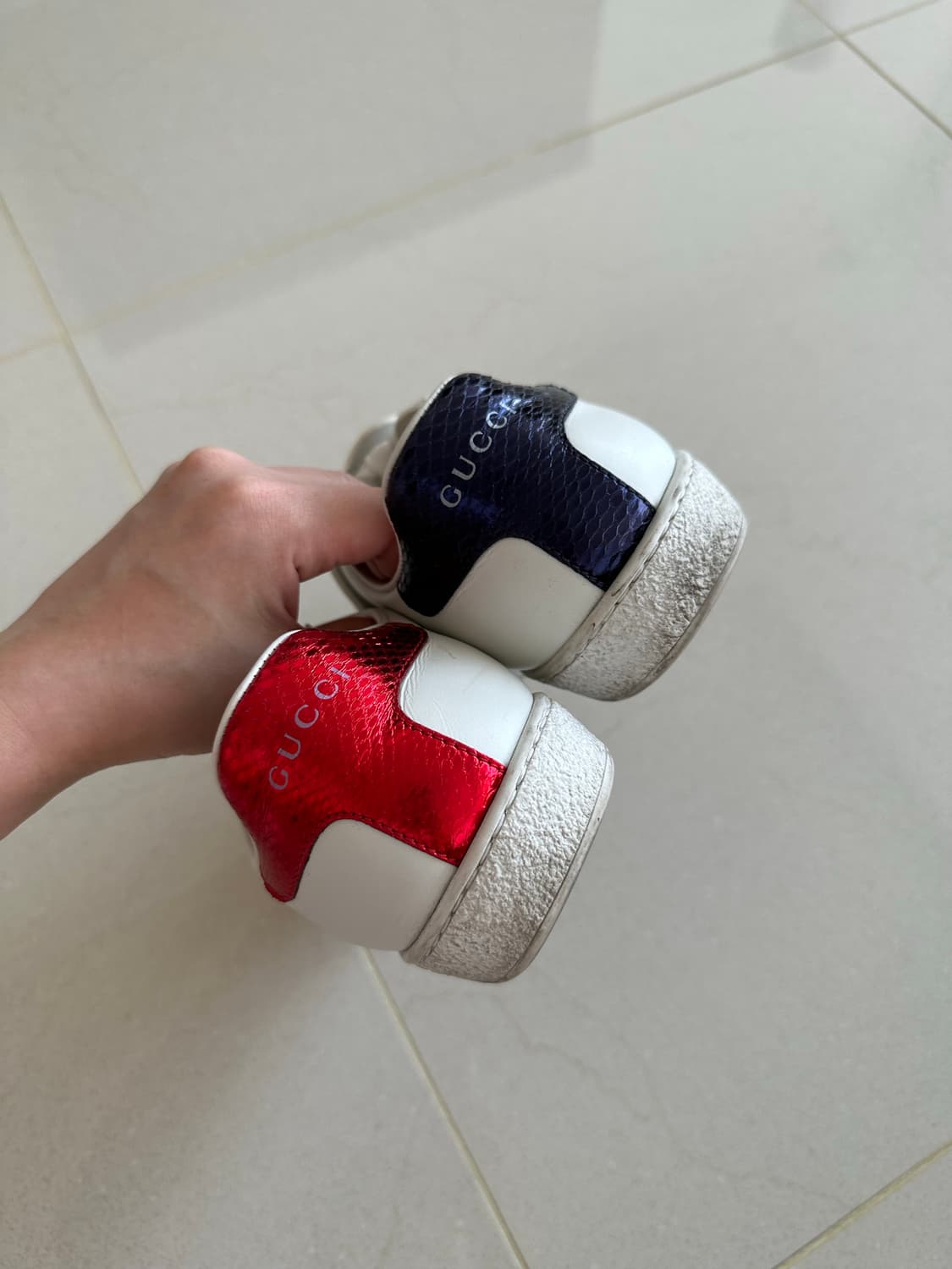 GUCCI 구찌 레더 스니커즈 (패치 탈착 가능) 운동화 단화 로퍼 플랫 상품이미지4