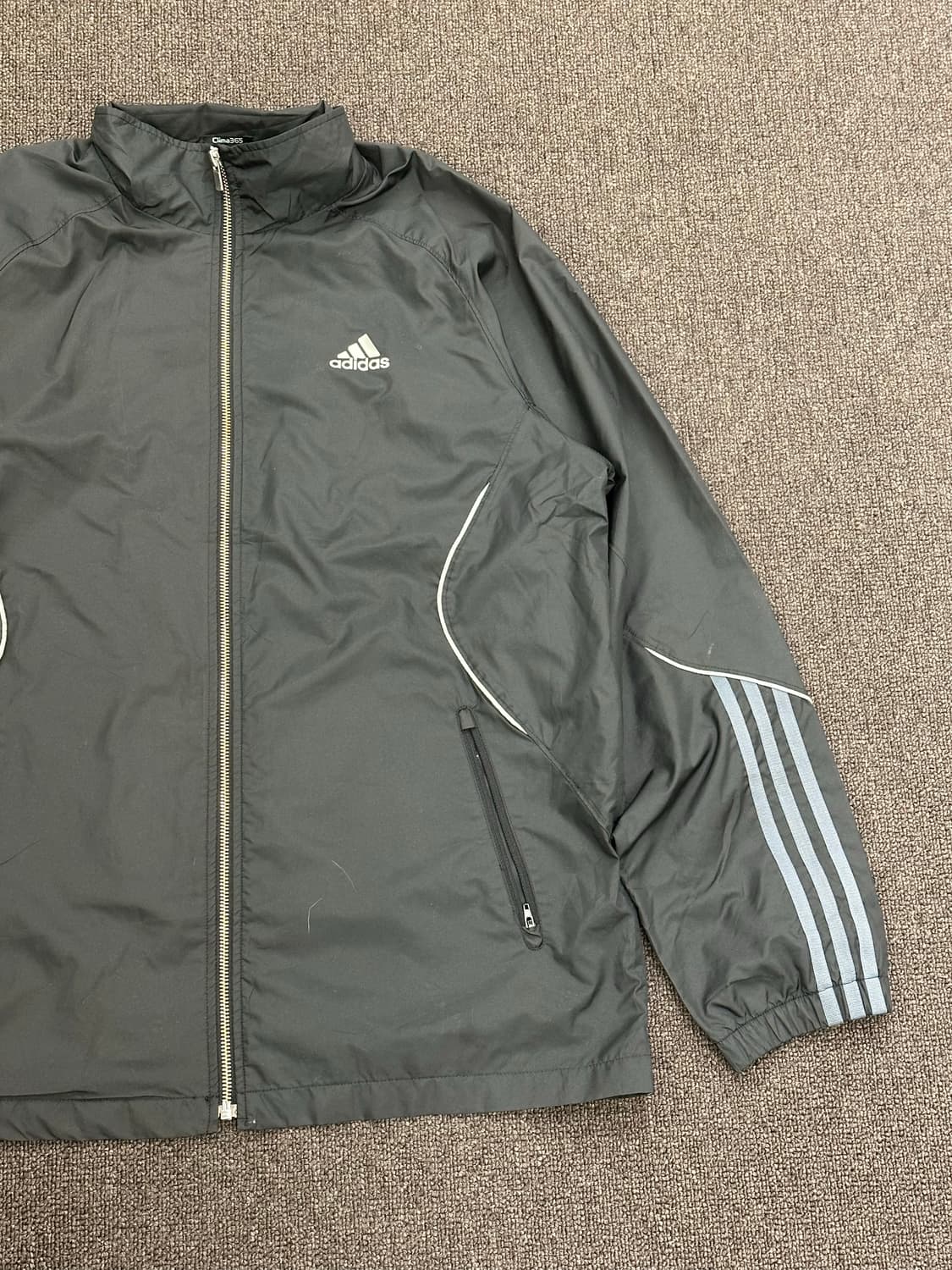 L)Adidas 빈티지 블랙 윈드브레이커 상품이미지3