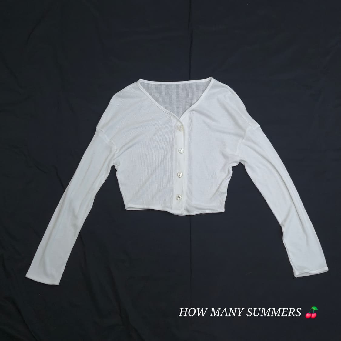​Y2K 하이틴 룩 슬림핏 골지 크롭 가디건 화이트 숏 브이넥 상품이미지1