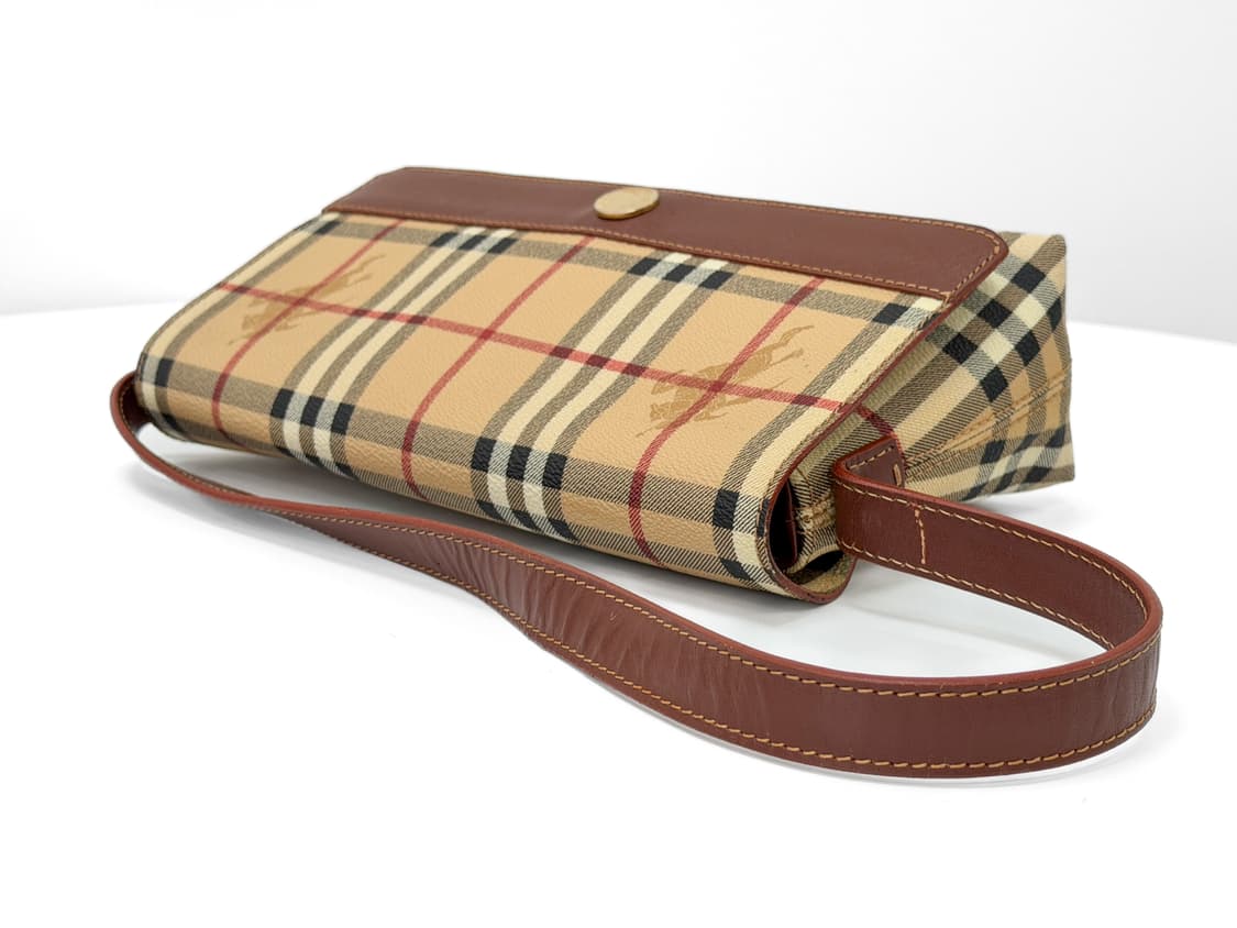 버버리 헤이마켓 체크 이퀘스트리안 플랩 숄더백 상품이미지5