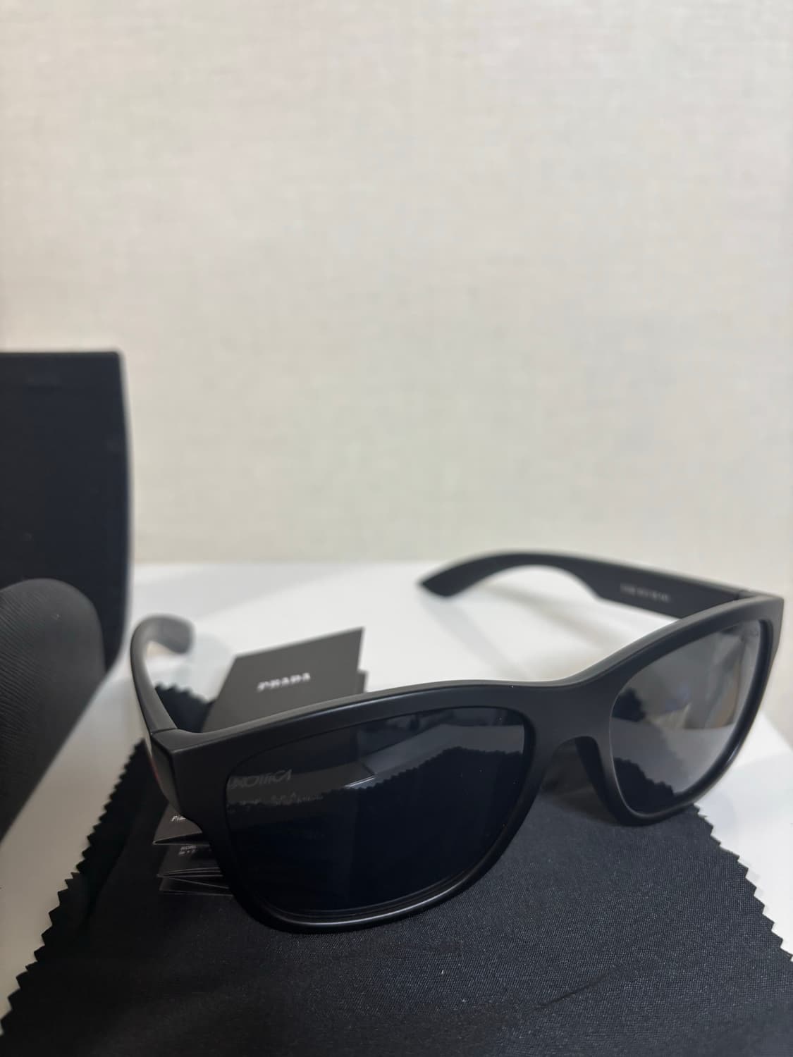 프라다 선글라스 상품이미지2