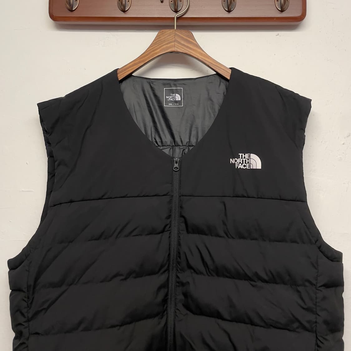 노스페이스 T-ball Air 패딩 베스트   상품이미지3