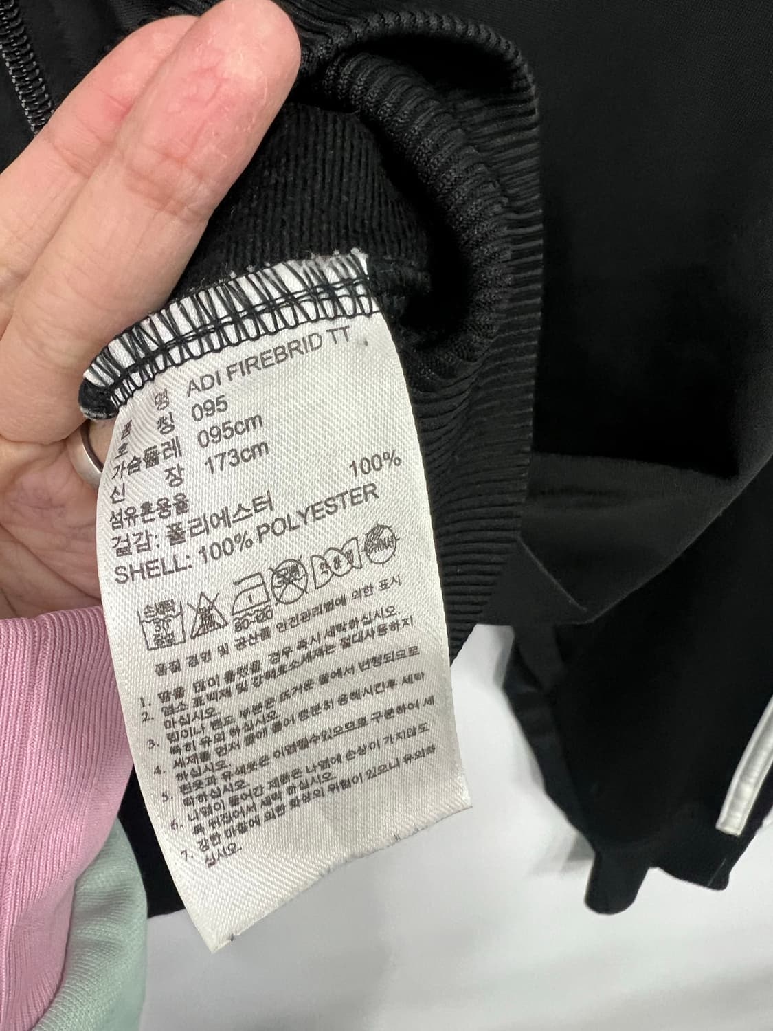 아디다스 블랙 트랙탑  상품이미지3