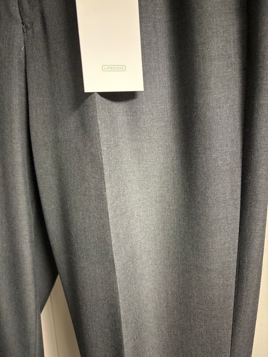 [2]아프레쎄 울 개버딘 트라우저 그레이 상품이미지2