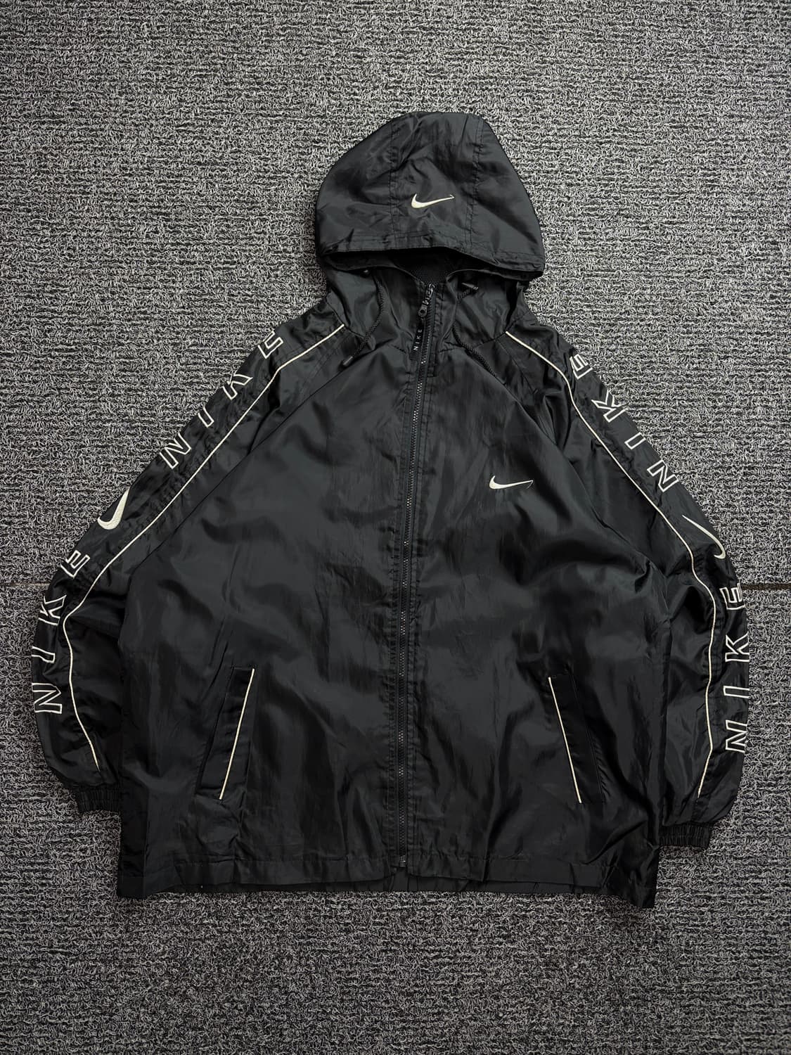 00s 나이키 올드스쿨 빅스우시 사이드 멀티로고 바람막이 2051 상품이미지2