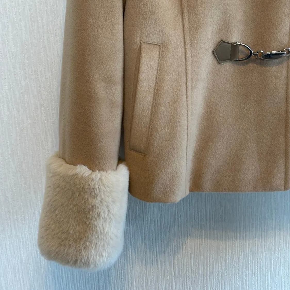 세실맥비 빈티지 라떼갸루 퍼 숏코트 상품이미지2