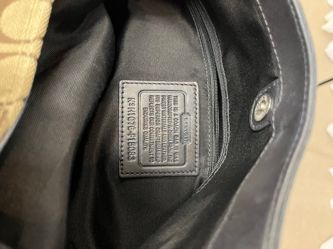 Coach Big Basic Hobo Bag 상품이미지10